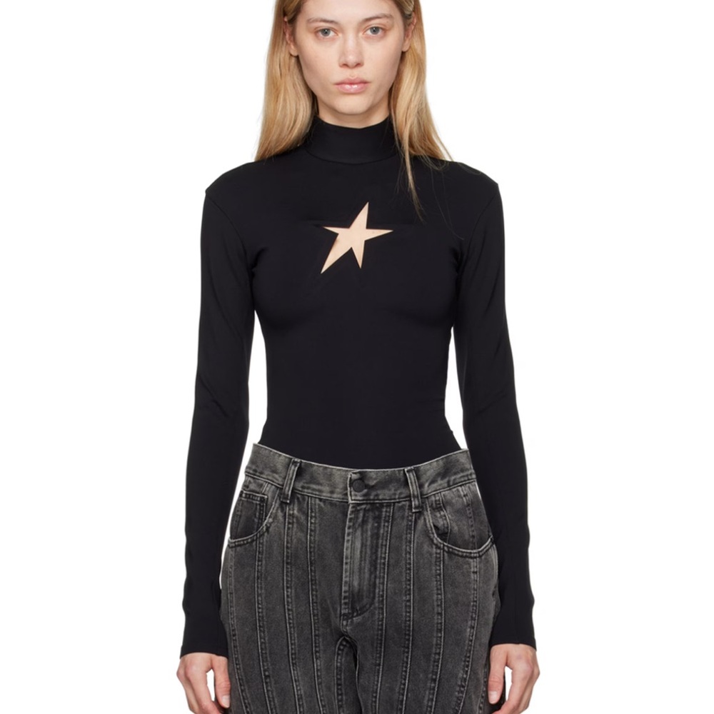 Mugler black star turtle neck top size 44/12us